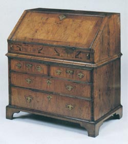 George I Bureau in Figured Walnut and on Bracket Feet