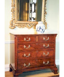 Queen Anne Chest of Drawers